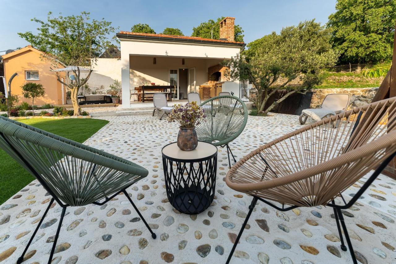 Holiday Home - Villa Thorak Anic Ngoại thất bức ảnh