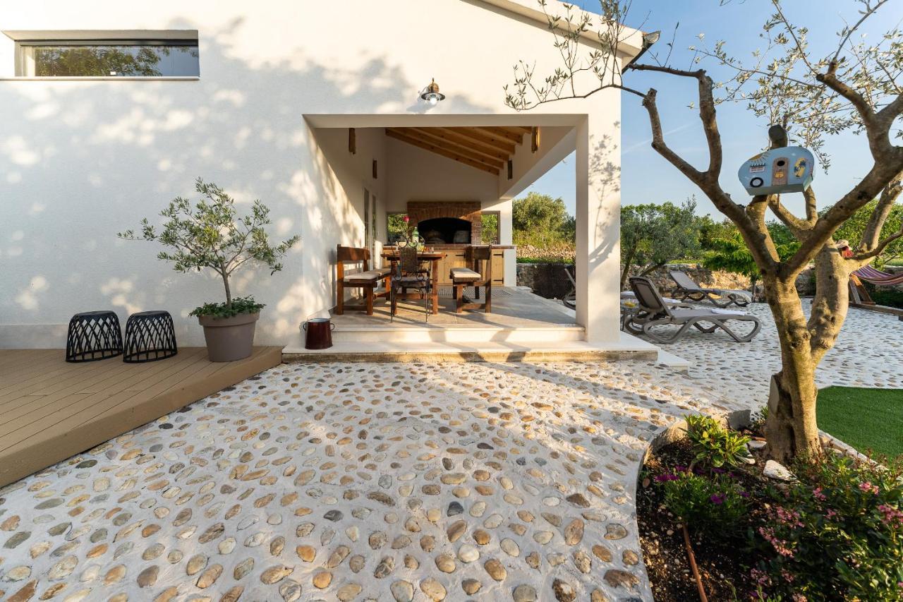 Holiday Home - Villa Thorak Anic Ngoại thất bức ảnh