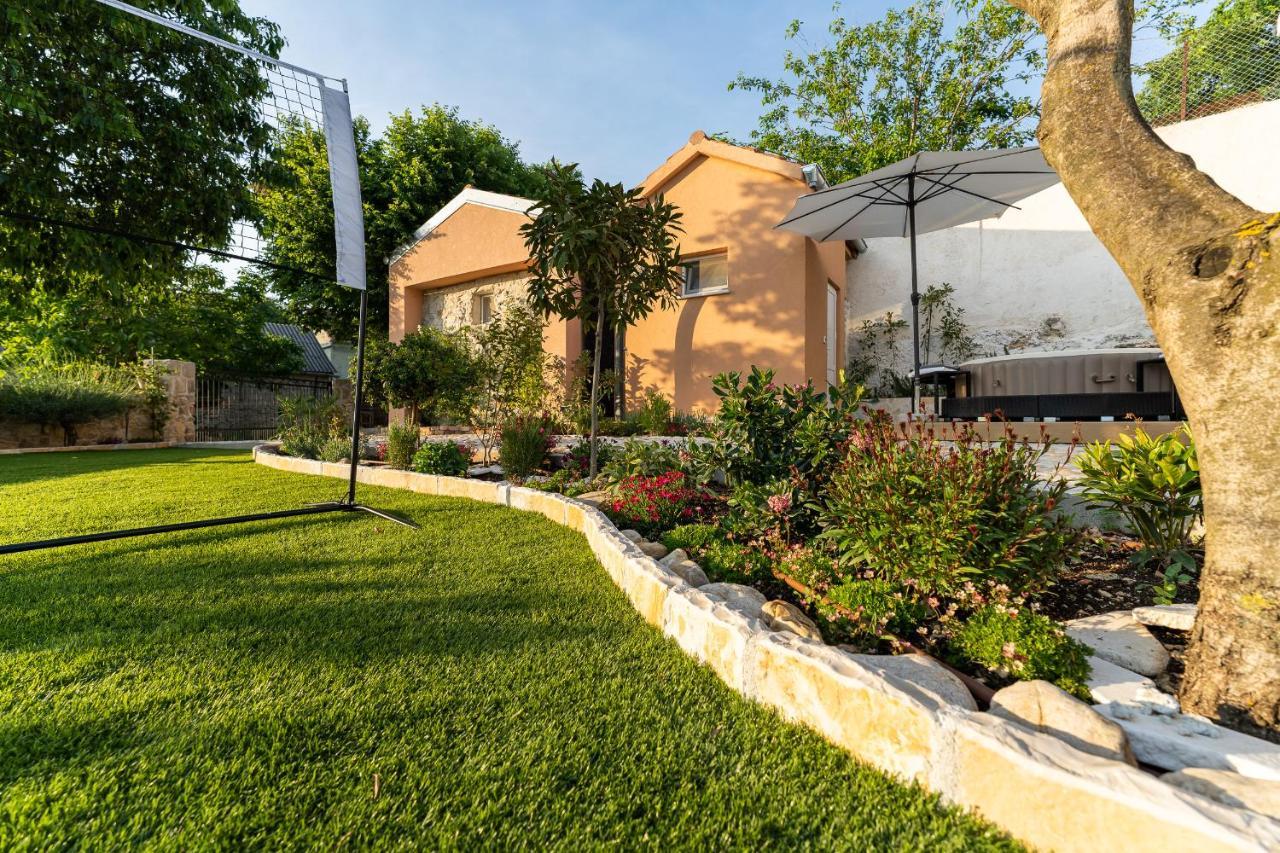 Holiday Home - Villa Thorak Anic Ngoại thất bức ảnh