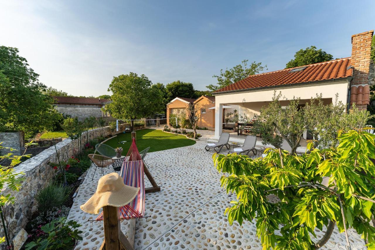 Holiday Home - Villa Thorak Anic Ngoại thất bức ảnh