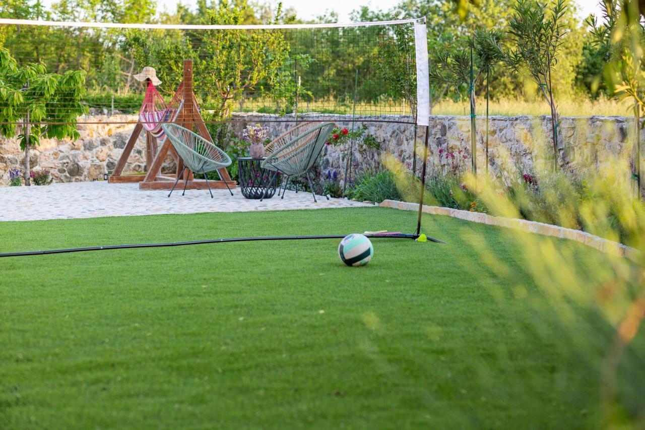 Holiday Home - Villa Thorak Anic Ngoại thất bức ảnh